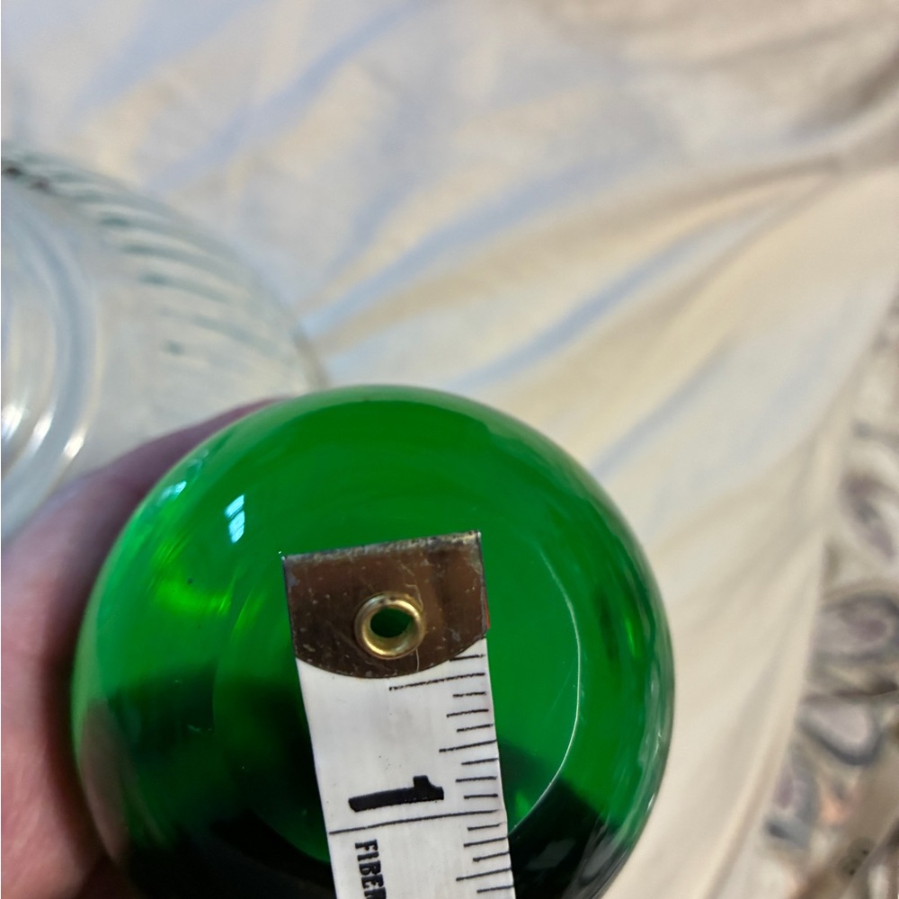 Murano style Green Glass Decorative Apple Paperweight Art blown glass - Picture 5 of 7